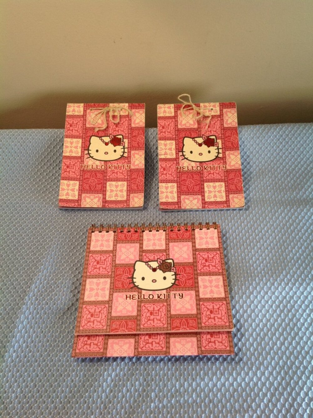 Vintage Y2K 2001 Sanrio Hello Kitty Rose Notebook & Picture Photo Album Bundle